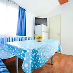 Apartamento Family-friendly With Swimming Pool Biograd Na Moru, Biograd - 8371