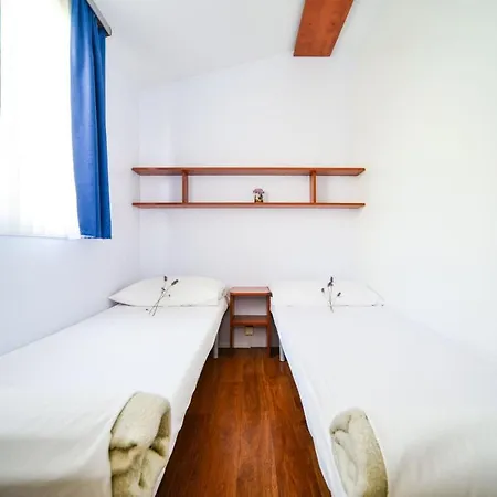 Apartament Family-friendly With Swimming Pool Biograd Na Moru, Biograd - 8371