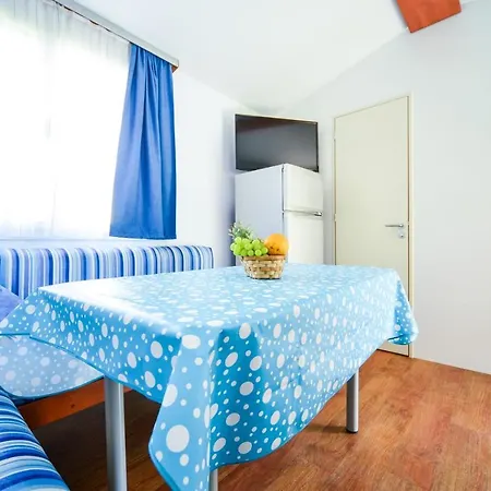 Apartament Family-friendly With Swimming Pool Biograd Na Moru, Biograd - 8371