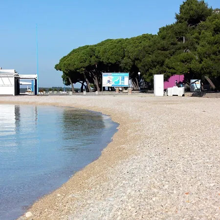 Family-friendly With Swimming Pool Biograd Na Moru, Biograd - 8371 Lägenhet